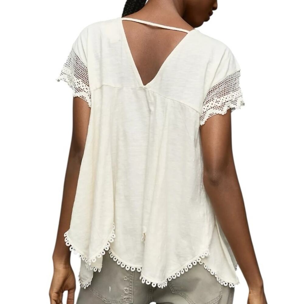 By Anthropologie V-Neck Cream Lace Women's Top size medium - Picture 2 of 10